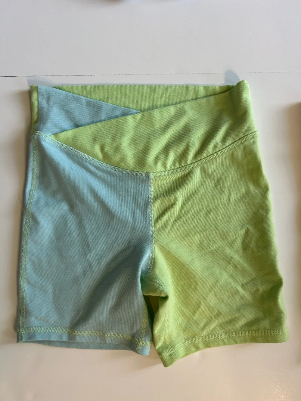 Old Navy 2-tone Flare shorts